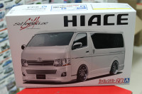 06335 Toyota HiAce SilkBlaze TRH200V