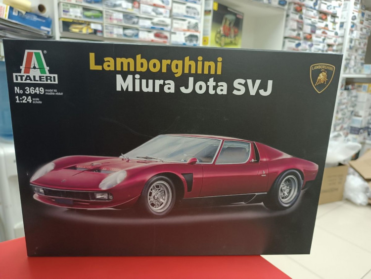 3649ИТ Lamborghini Miura JOTA SVJ