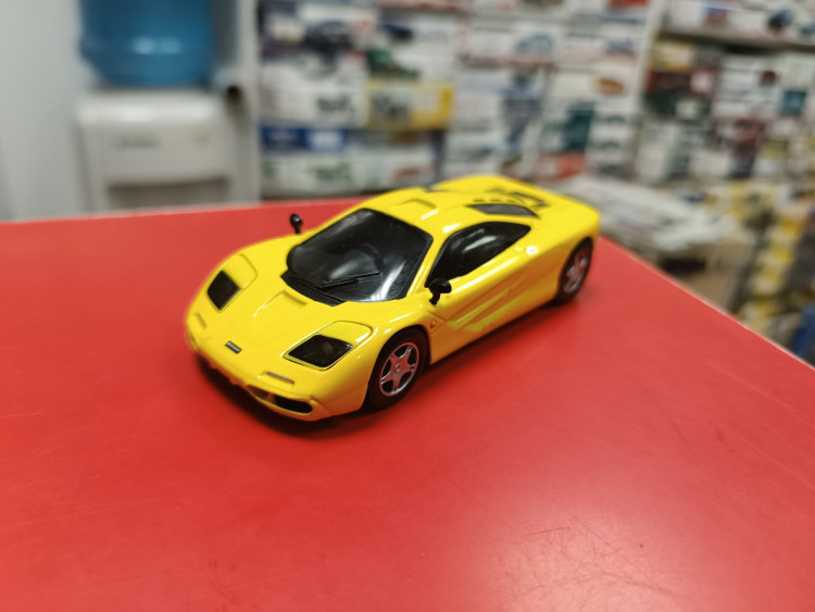 Суперкары №34 McLaren F1 