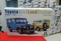 3630 Toyota BJ44 Land Cruiser 1:24 Italeri