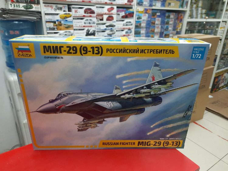 7278 Российский истребитель "МиГ-29С" (9-13С)