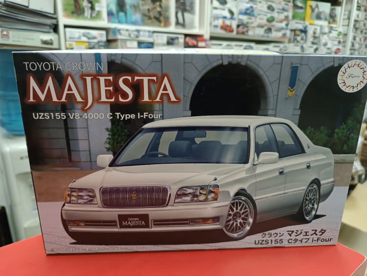 FU04778 Toyota Crown Majesta UZS155 V8 4000 C Type i-Four