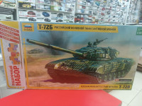 3551ПН Т-72Б с активной броней (клей+краска+кисть)