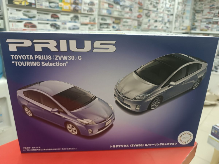 FU04654 Toyota Prius (ZVW30) G