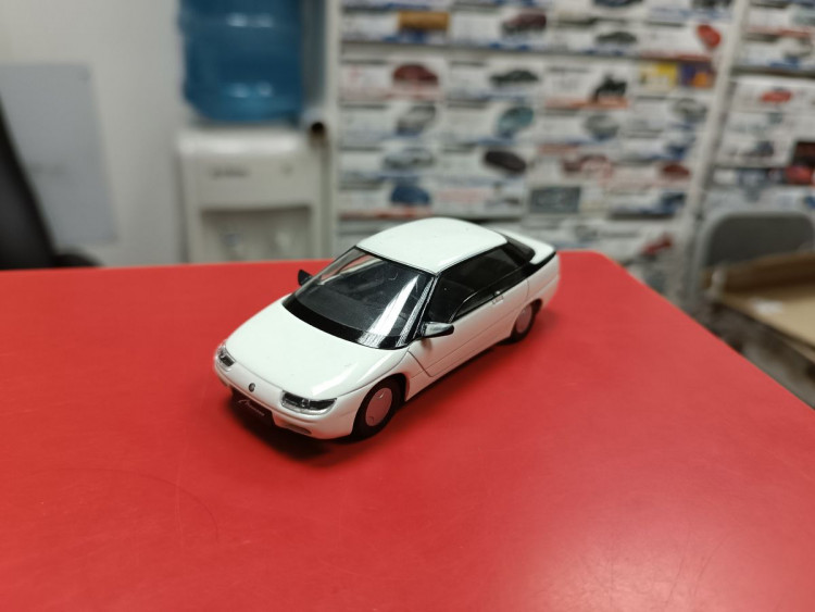 Автолегенды СССР №81 Москвич-2144 "Истра" 1:43 Deagostini 