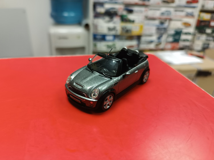 Mini Cooper S Cabrio 1:43 Welly