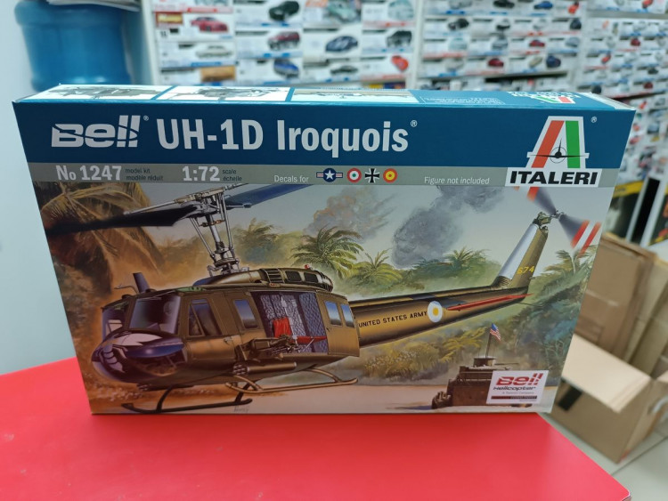 1247 вертолет  UH-1D IROQUOIS 1:72 Italeri