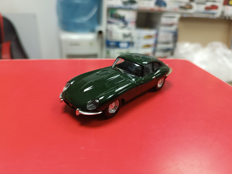 Суперкары №16 Jaguar E-Type 