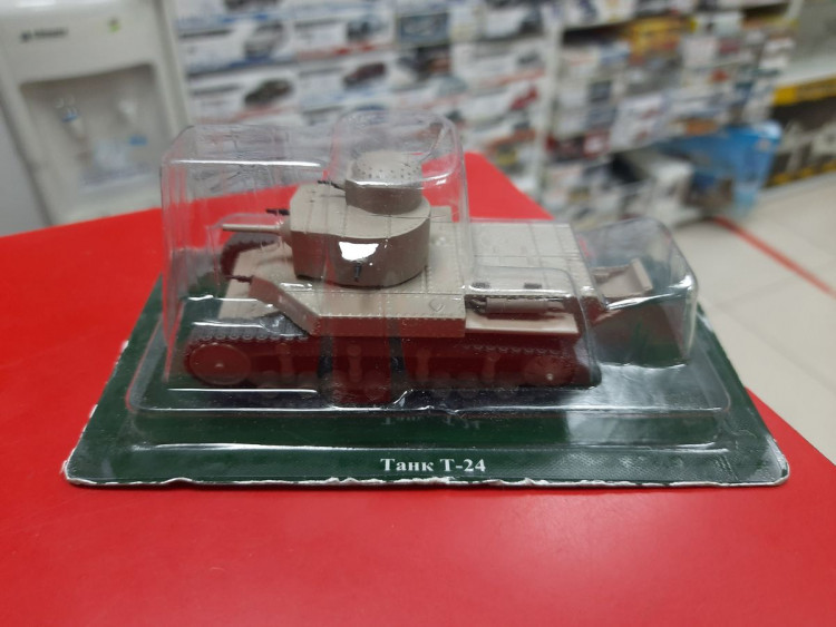 Русские танки №109 Т-24 1:72 