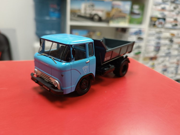 КАЗ-608 Самосвал 1:43 Garage