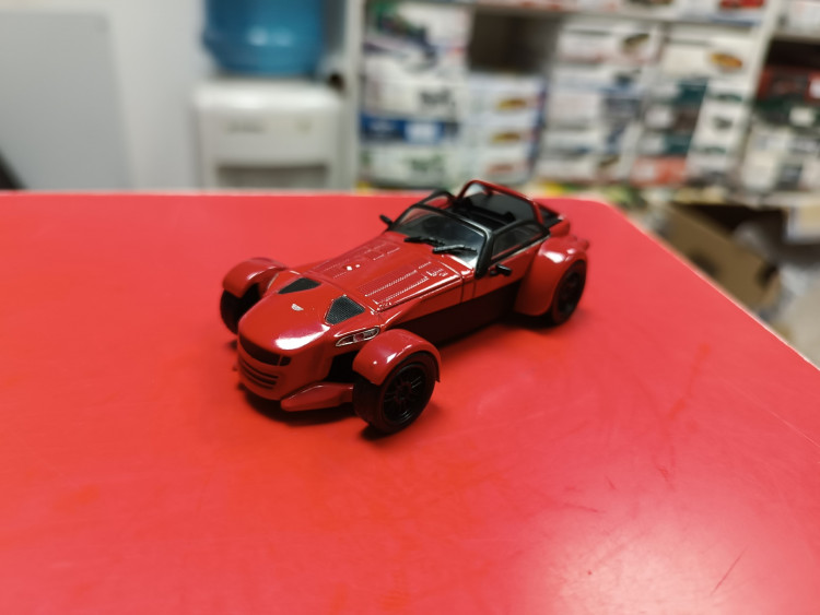 Суперкары №69 Donkervoort D8 