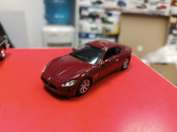 Суперкары №22 Maserati GranTurismo