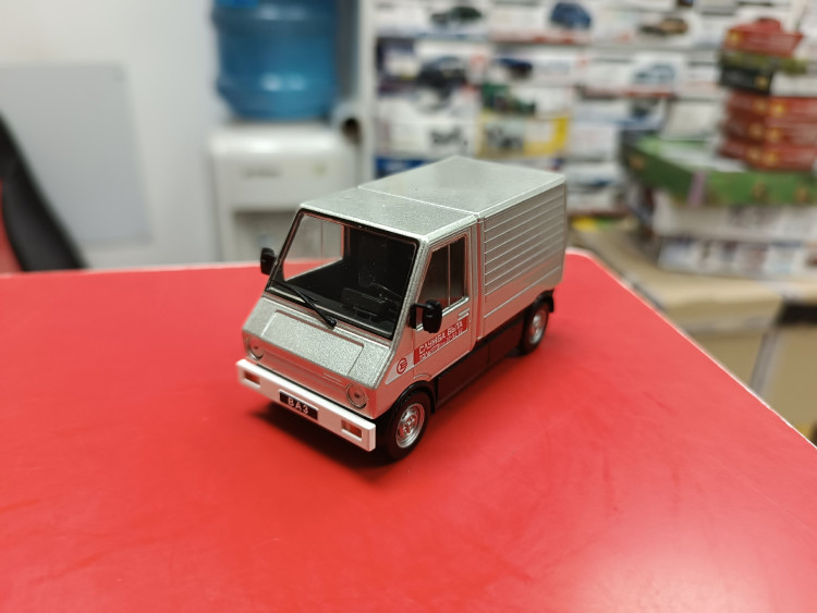 Автолегенды СССР №146 ВАЗ-2702 "Пони" 1:43 Deagostini