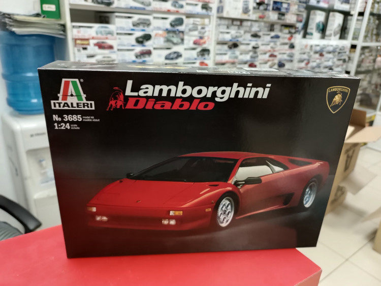 3685ИТ Автомобиль Lamborghini Diablo 1:24 Italeri