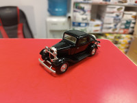 Ford 3-Window Coupe черный