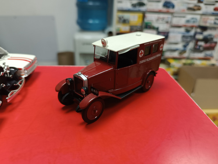 Автомобиль на Службе №32 АМО-Ф-15 Скорая медицинская помощь 