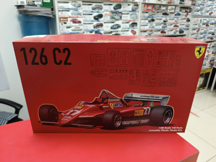 FU09194 Ferrari 126C2 1982 1:20 Fujimi