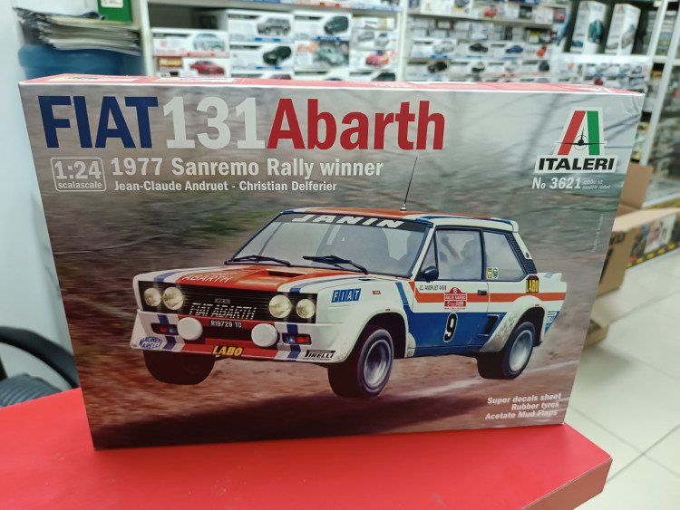 3621ИТ FIAT 131 ABARTH "San Remo Winner 1977" 1:24 Italeri