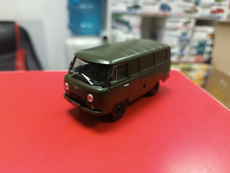 Автолегенды СССР №106 УАЗ-451М 