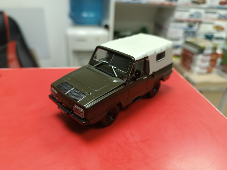 Автолегенды СССР №144 УАЗ-3907 "Ягуар" 1:43 Deagostini