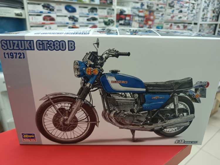 21505 SUZUKI GT380 B