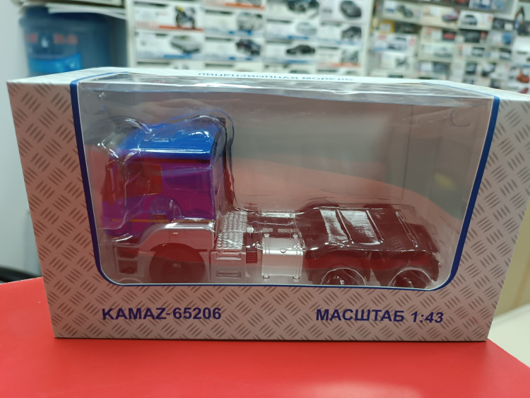 КАМАЗ-65206 седельный тягач