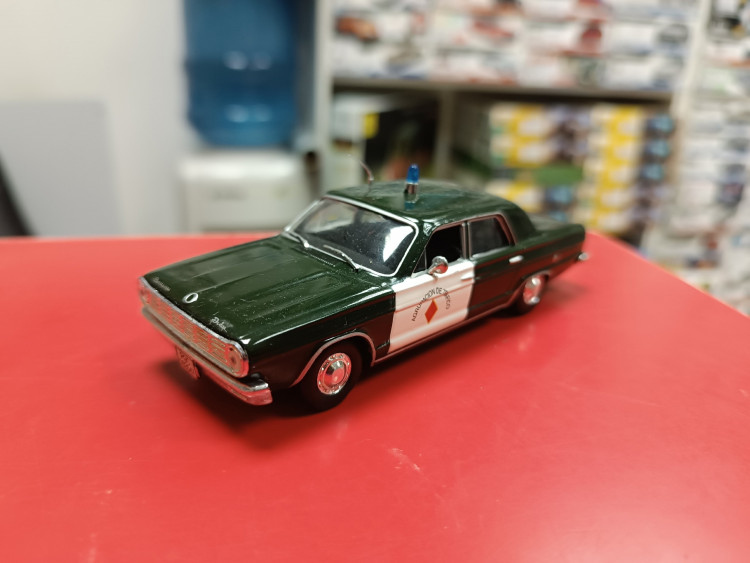 Полицейские Машины Мира №15 - Dodge Dart 