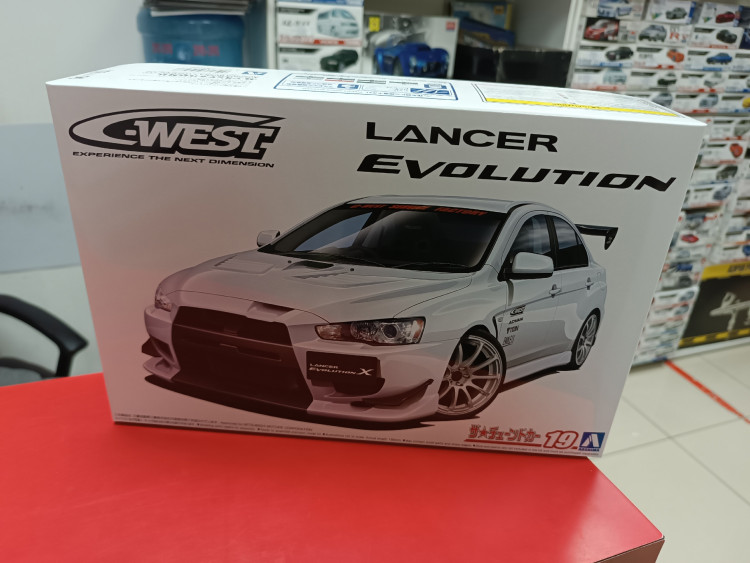 05897 Mitsubishi Lancer Evolution X C-West 1:24 Aoshima