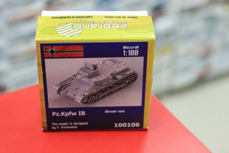 100106 Zebrano 1/100 Немецкий лёгкий танк Pz.Kpfw. IB