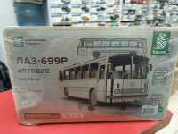12108 Сборная модель ЛАЗ-699Р автобус Baumi масштаб 1:43 