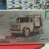 11108 Контейнерный мусоровоз 4333 КО-450 Сборная модель Baumi 1:35