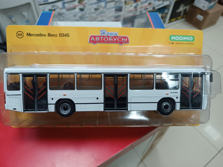 Наши Автобусы №69, Mercedes-Benz O345