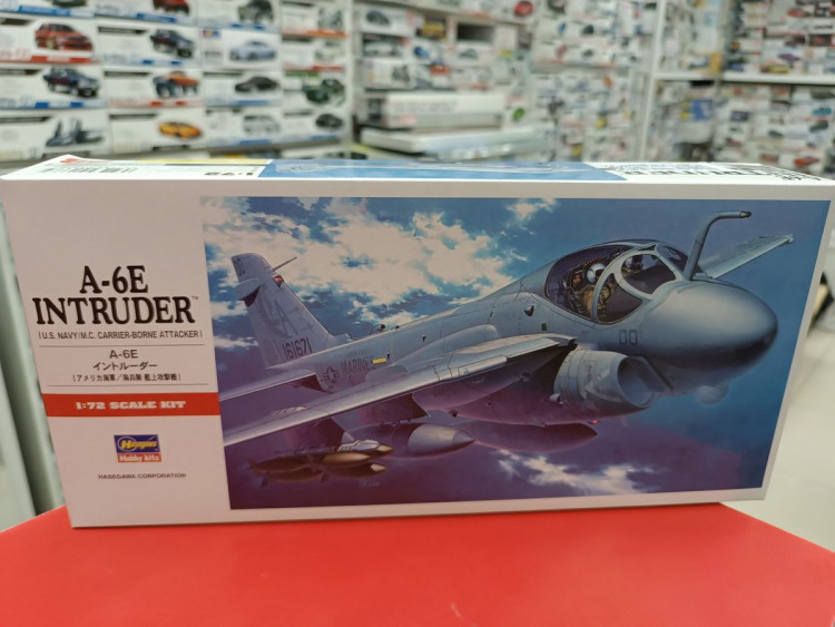 00338 Палубный штурмовик ВМС США A-6E INTRUDER