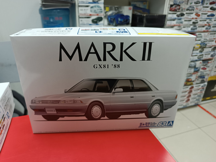 05924 Toyota Mark2 GX81 2.0 Grande Twincam24 '88 1:24 Aoshima 