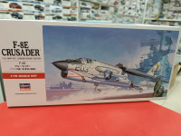 00339 Палубный истребитель ВМС США F-8E CRUSADER