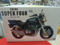 06384 Honda CB400 Super Four '92
