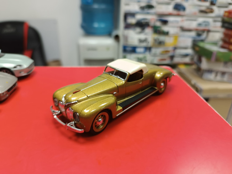 ЗИС-101А спорт 1:43 Наш Автопром