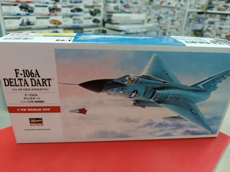 00341 Сверхзвуковой истребитель-перехватчик ВВС США F-106A DELTA DART