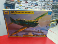 4803 Советский истребитель "Ла-5" 1:48 Звезда