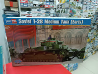 83851 Soviet T-28 Medium Tank (Early) 1:35 HobbyBoss
