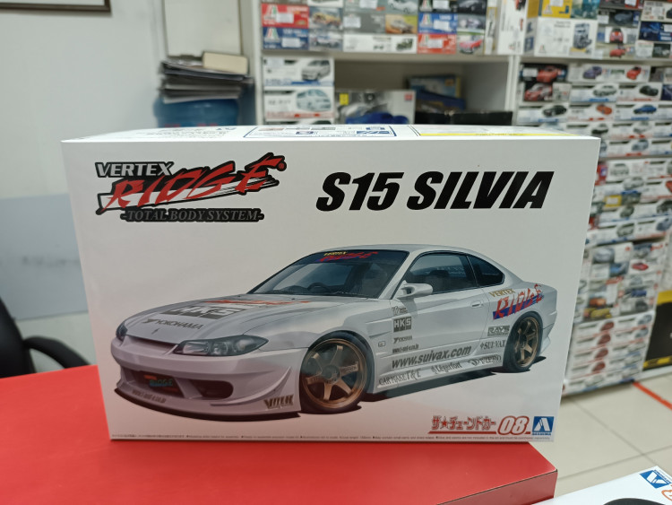 05838 Nissan SIlvia S15 '99 Vertex 1:24 Aoshima