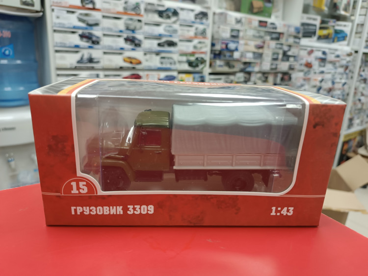 Грузовик 3309