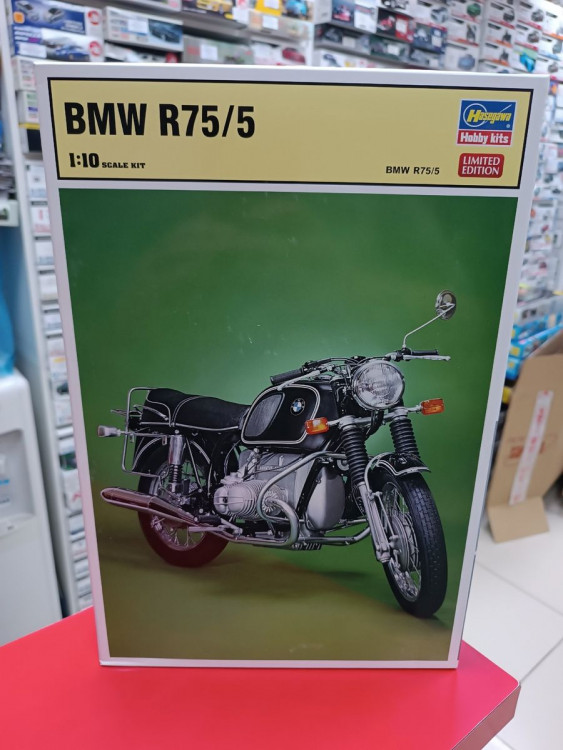 52174 Мотоцикл BMW R75/5 (Limited Edition) 1:10