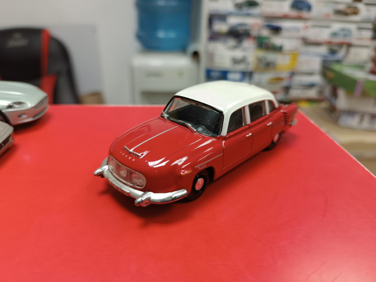 Автолегенды СССР и Соцстран №155 TATRA 603 1:43 Deagostini 