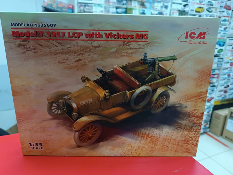 35607 Автомобиль Model T 1917 LCP с пулеметом Vickers