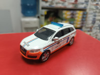 Полицейские Машины Мира №28 - Audi Q7 