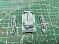 Легкий полубронированный артиллерийский тягач Т-20 «Комсомолец» 1:72