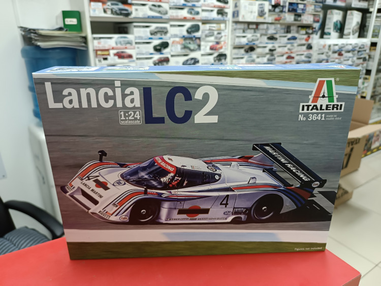 3641ИТ LANCIA LC2 24h Le Mans 1983 1:24 Italeri