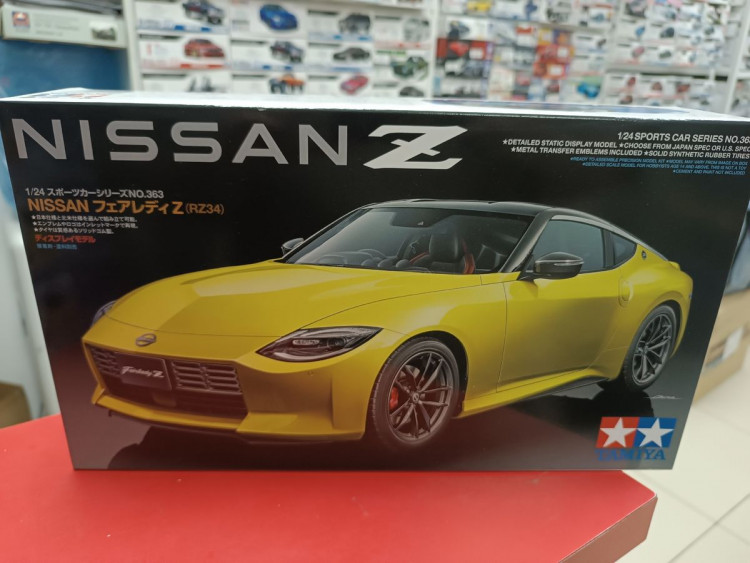 24363 Nissan Fairlady Z (RZ34)