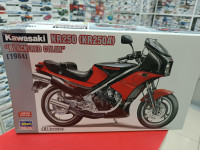 21740 Мотоцикл Kawasaki KR250 (KR250A)